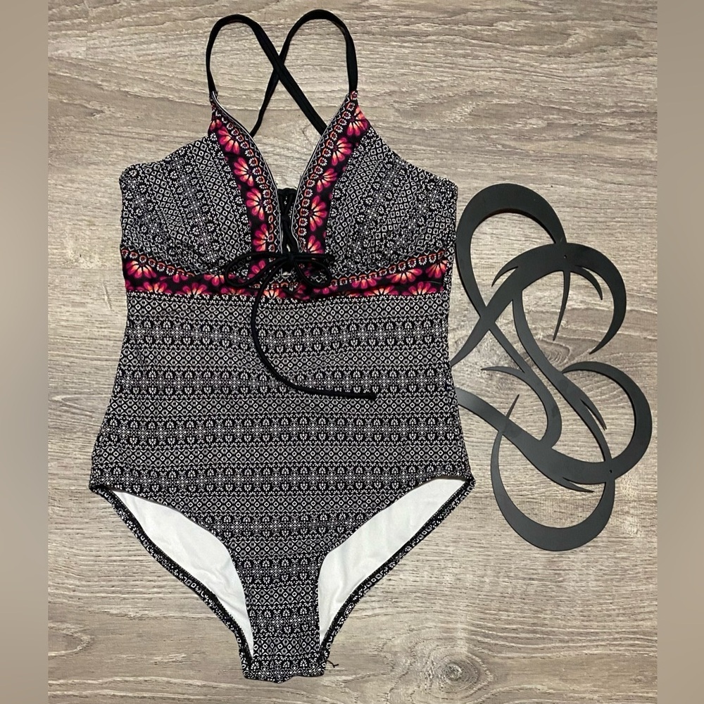 Kona Sol Lace Up One Piece Swimsuit Black White Floral Trim Bathing Suit | Small - Picture 2 of 4